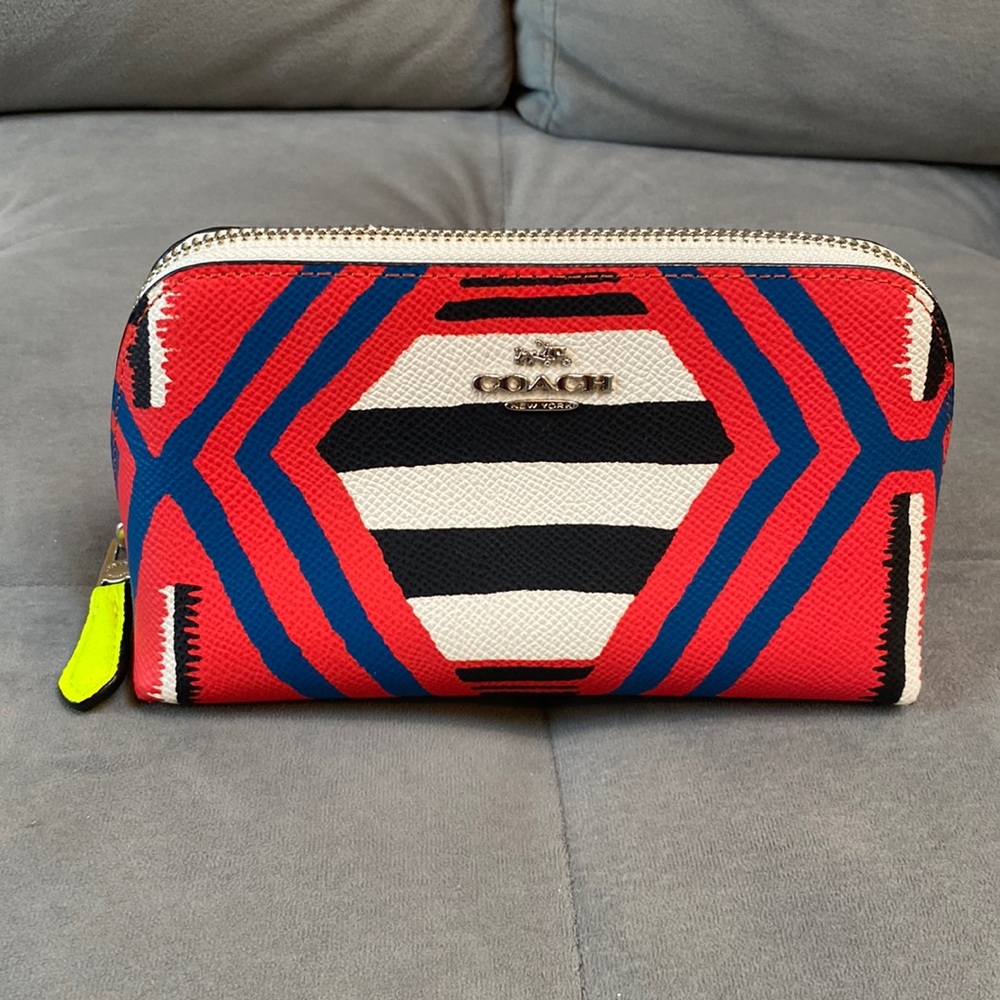 Coach zip pouch